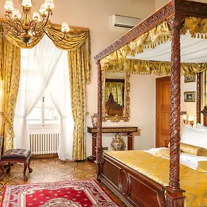 5* Otel U By Bhg