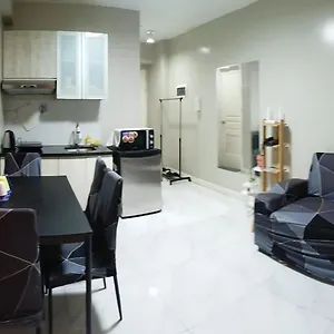 https://monarch-parksuites-balmoral-place.angeleshotels.net