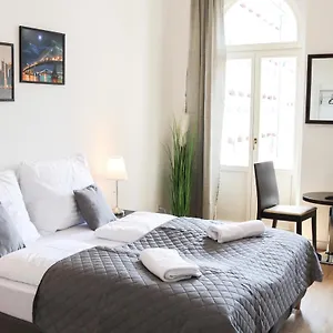 Apart-hotel Rose And, Praga