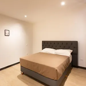 https://leonard-de-vinci-2.fr-paris.fr