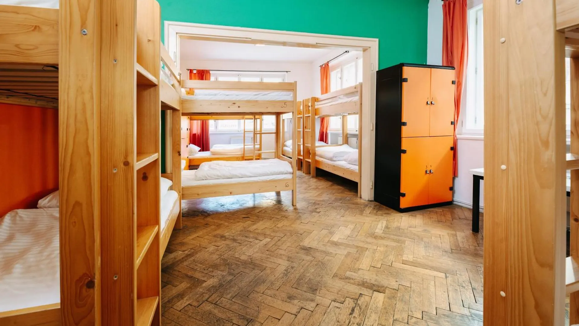 Benedikt City Center Hostel Prag 0*,