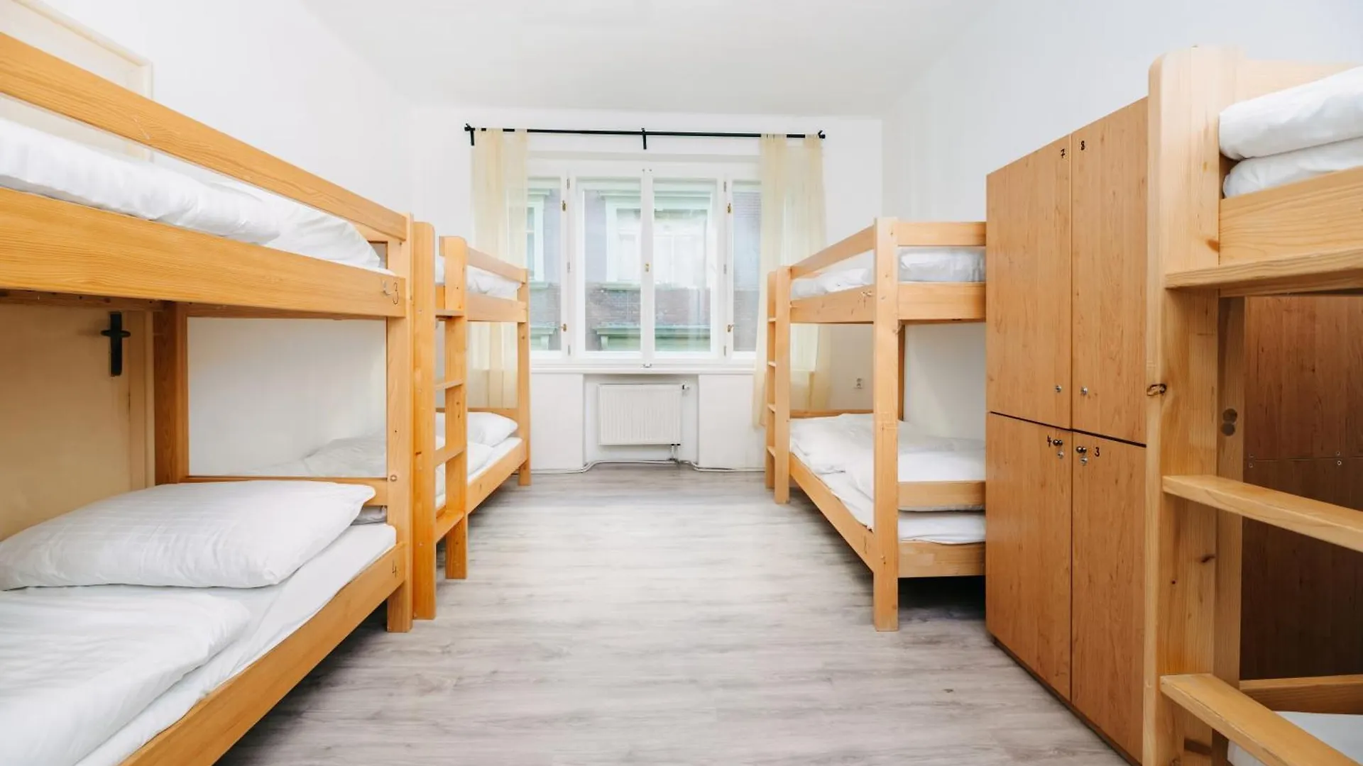Benedikt City Center Hostel Prag 0*,